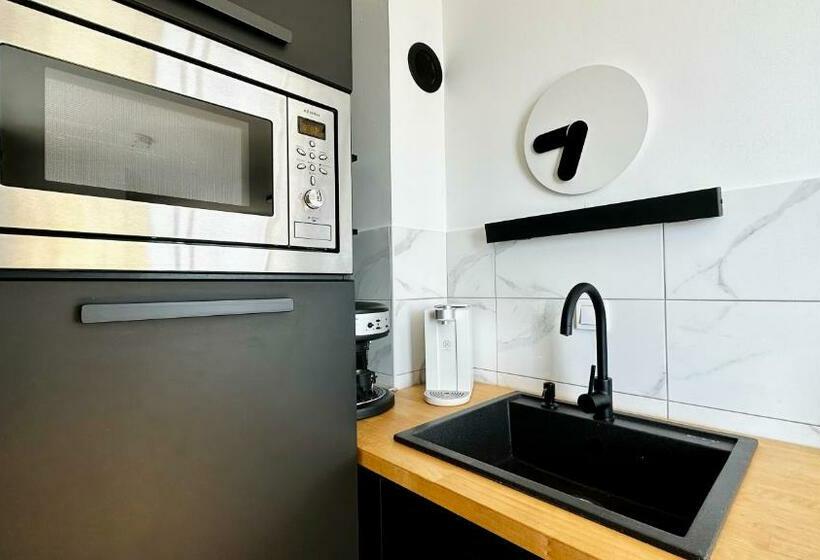 Люкс Вид на Море, Alex Beach Apartello·com   Amazing Apartments With Sea View!