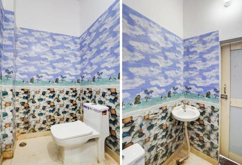 Трехместный Номер Классика, Collection O Hotel Golden Moon