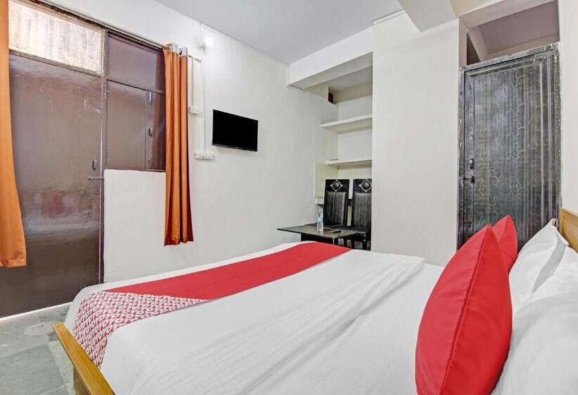 Трехместный Номер Классика, Flagship Hotel Royal 18