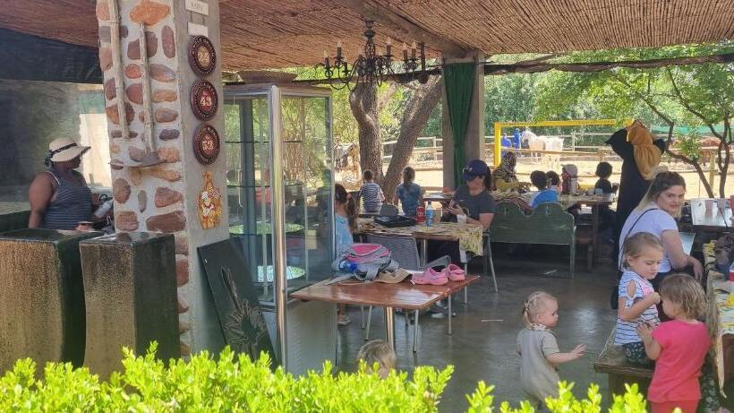 패밀리 방갈로, Hollybrooke Adventure Farm