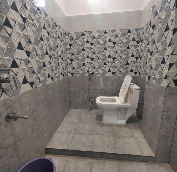 标准间, Spot On Hotel Kaushlendra Palace