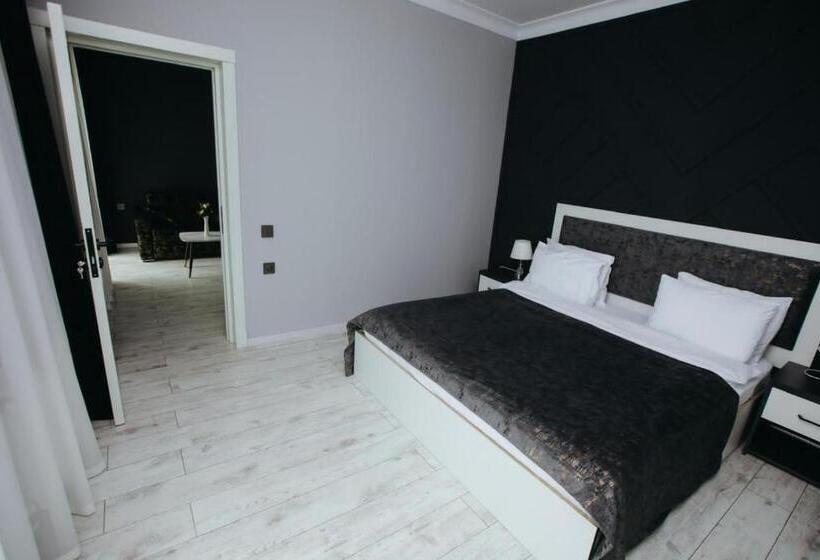 سوییت جونیور, Castle Resort Spa
