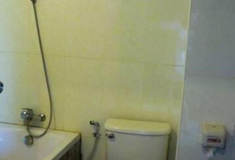 Quarto Estandar, Baan Busaba