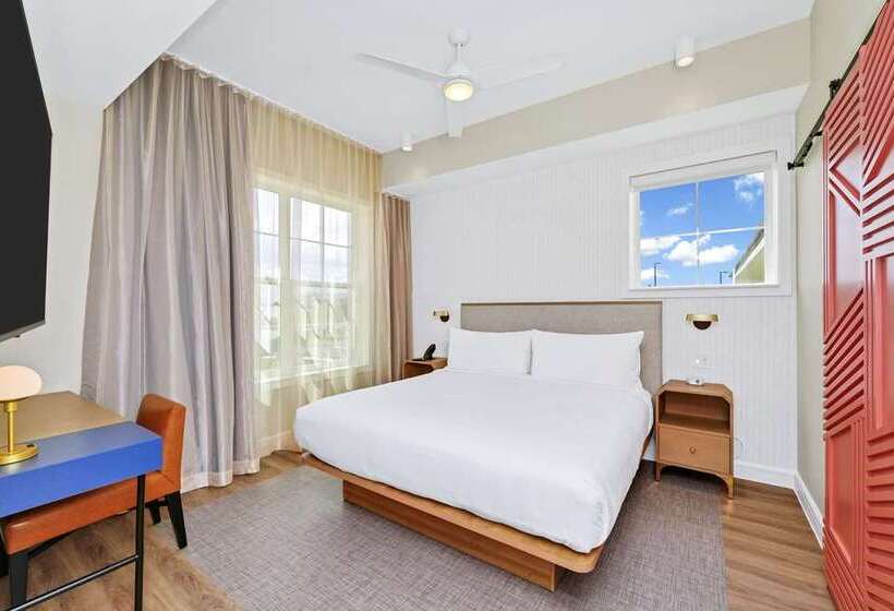 Suite Lit King, Doubletree By Hilton Guadalajara Centro Historico