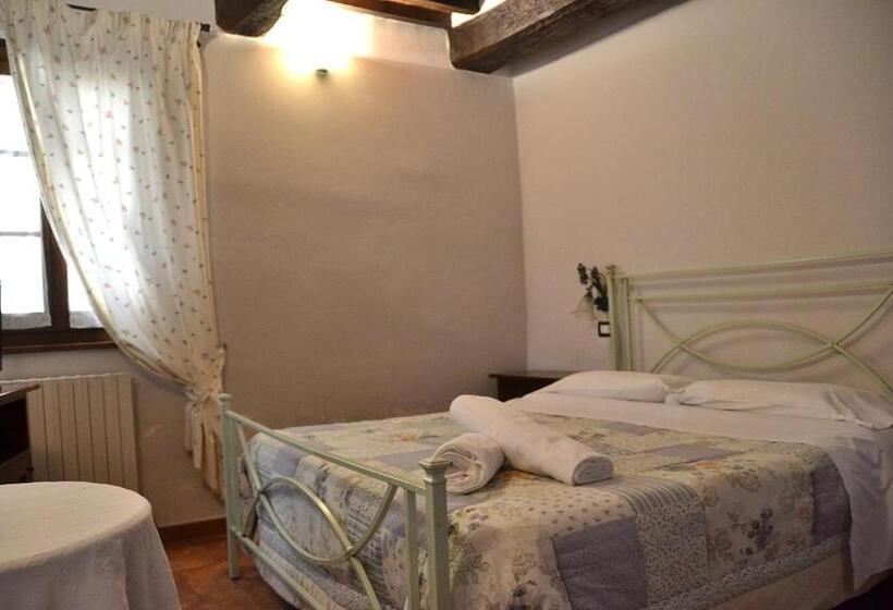 Standard Værelse, L Oasi Della Pergola