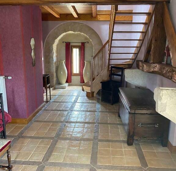 Трехместный Номер Стандарт Вид на Сад, Le Domaine De Tizo