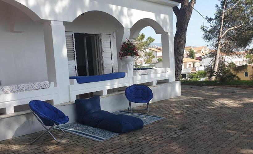 آپارتمان 1 خوابه با چشم‌انداز دریا, Villa Elvira Hollywood Apartment