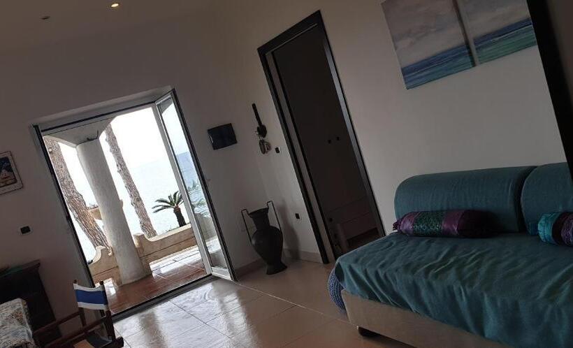 آپارتمان 1 خوابه با چشم‌انداز دریا, Villa Elvira Hollywood Apartment