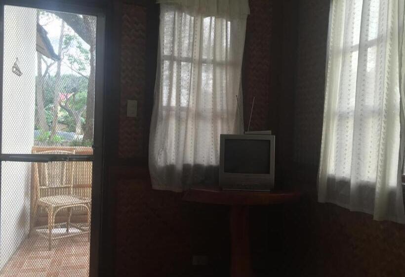 Quarto Estandar, Pagdayon Traveler S Inn