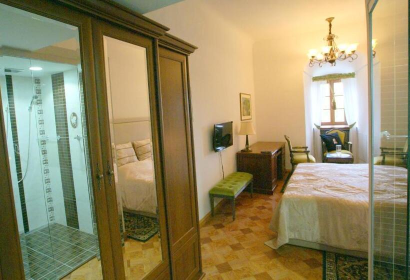 Номер Стандарт, Theresia Chateau   Bernolákovo