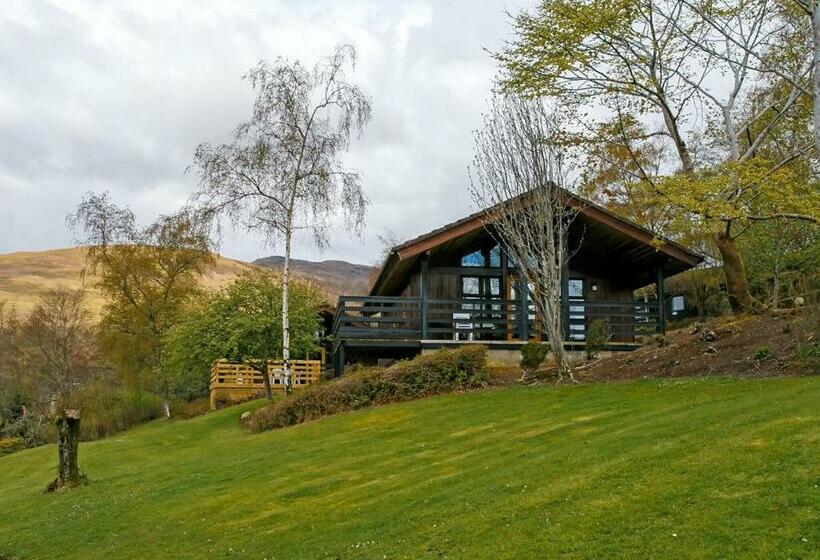 Апартаменты 2 Спальни, Lochearnhead Loch Side