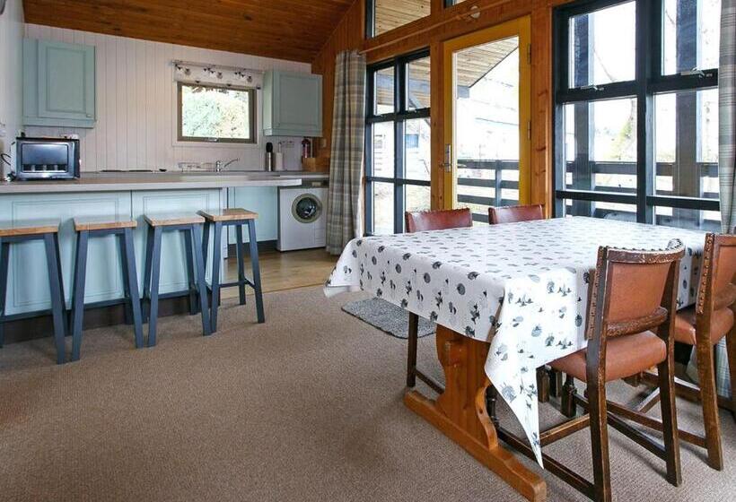 Дом 3 Спальни, Lochearnhead Loch Side