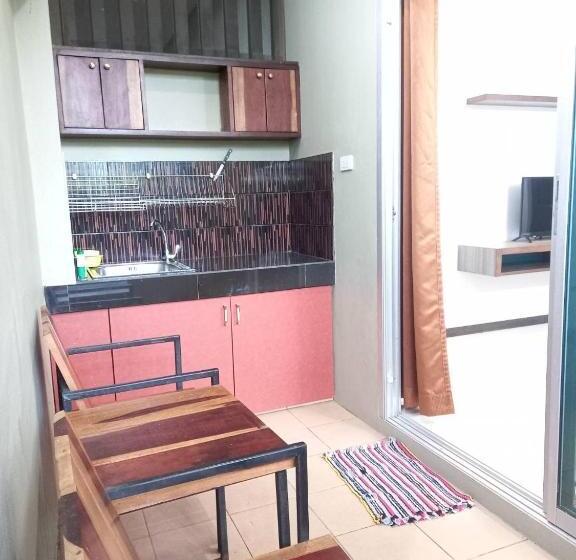 Номер Deluxe, Benjamas Place