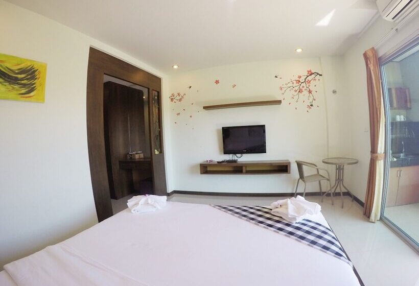 Номер Deluxe, Benjamas Place
