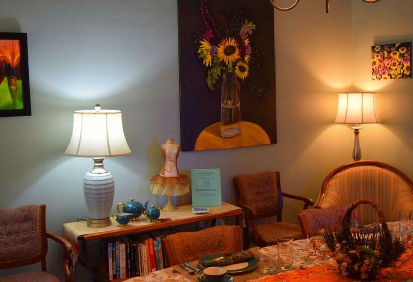 带大床的复式套间, The Muse Gallery Guesthouse