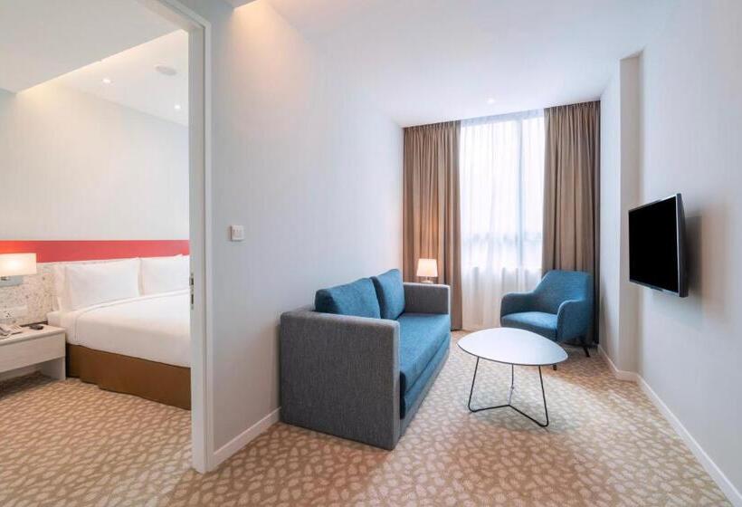 Люкс, Holiday Inn Express & Suites Johor Bahru By Ihg