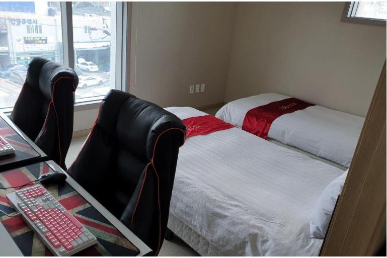 Family Suite, R&t