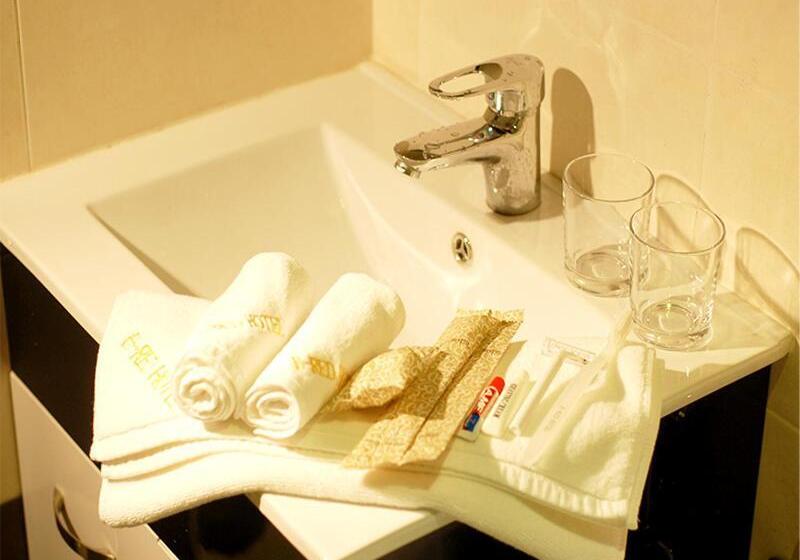 اتاق لوکس, Ernes Hotel Bayu Mutiara