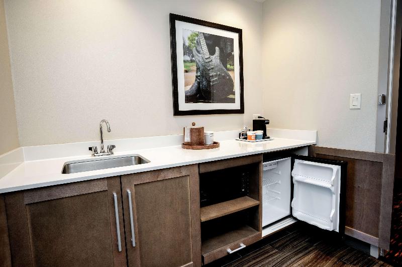 스탠다드 스튜디오 킹침대, Hampton Inn & Suites Georgetown/austin North