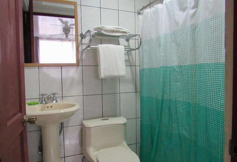 اتاق استاندارد, La Guaria Inn & Suites