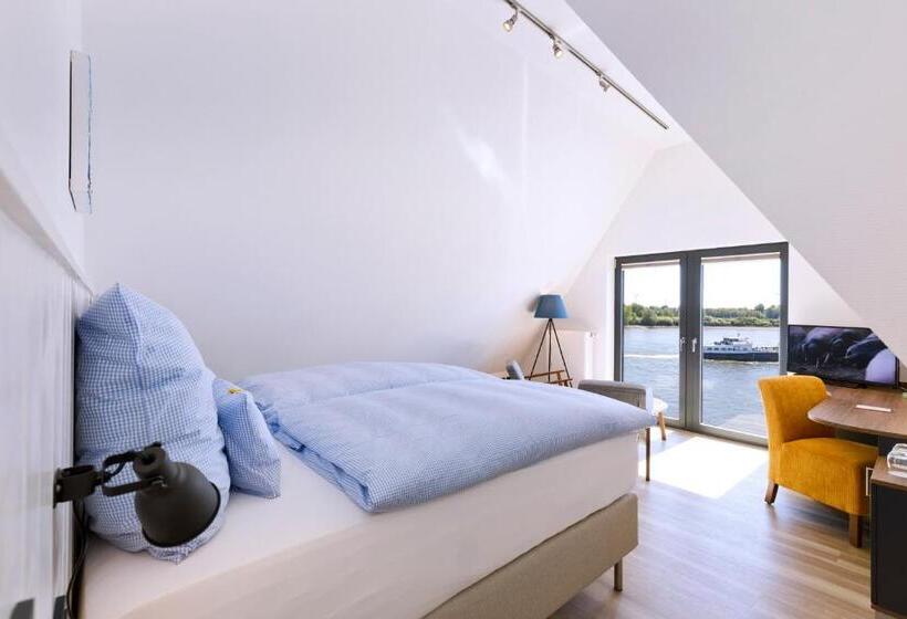 标准间, Logierhaus Rheintoreins