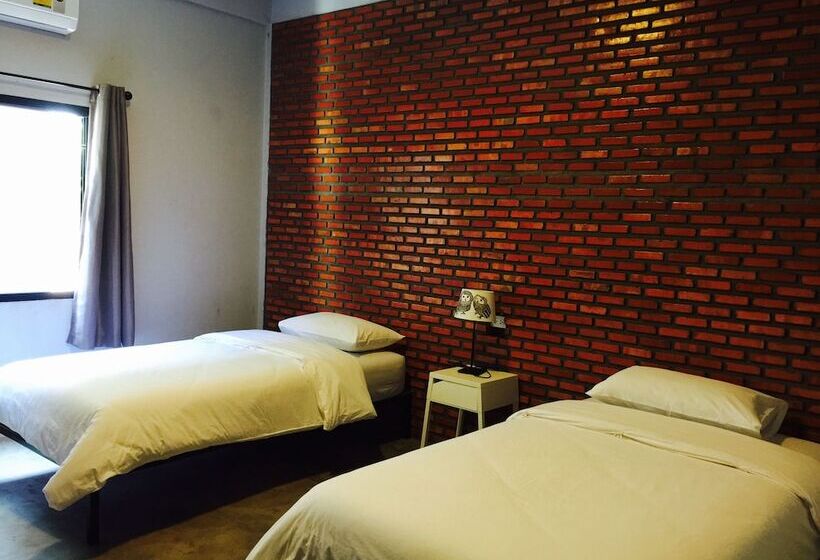 스탠다드 룸, Nokhook House