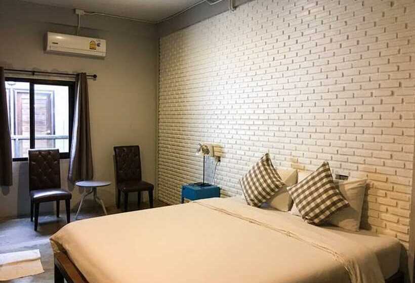 스탠다드 룸, Nokhook House