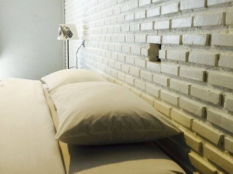 스탠다드 룸, Nokhook House