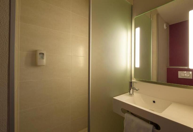 Номер Стандарт Трехместный, B&b Hotel Lyon Ouest Tassin