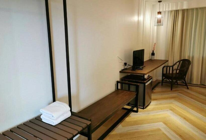 디럭스 룸, The Regent Ubon