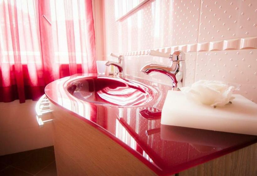 Номер Стандарт, Villa Maranello