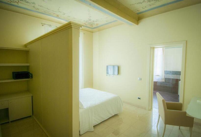 Полулюкс, Villa Maranello