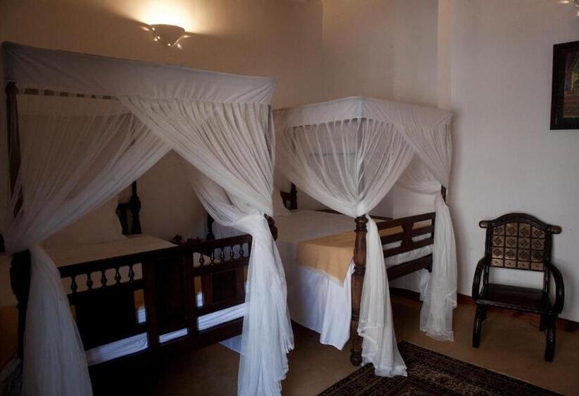 اتاق استاندارد, Hiliki House