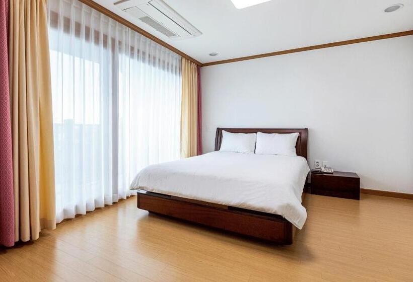 Family Suite, The Bay Jeju Resort