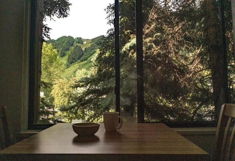 Номер Deluxe, Tyrolean Lodge