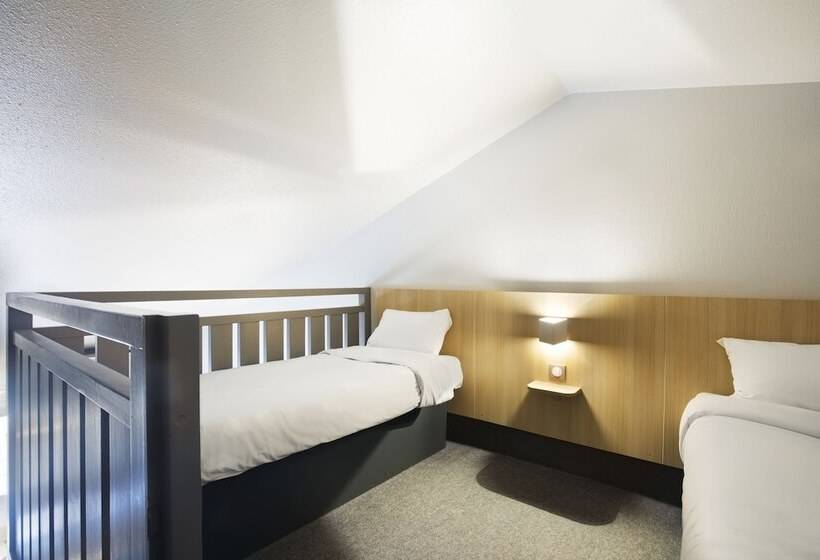 اتاق استاندارد چهار تخته, B&B Hotel Lyon St Priest