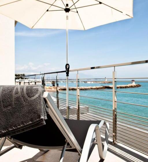 Номер Deluxe Вид на Море, Villa Azur