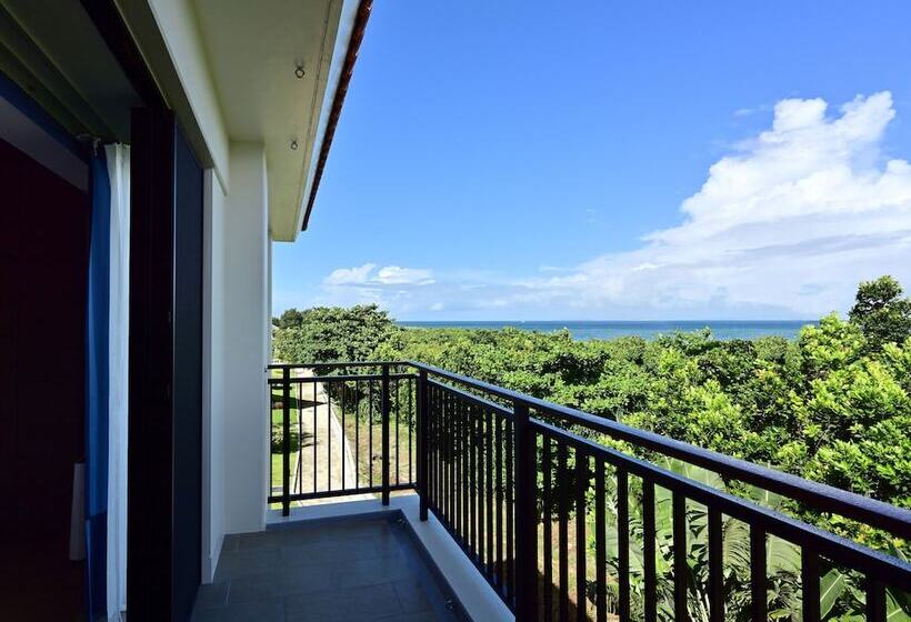 Люкс, Fusaki Beach Resort Hotel & Villas