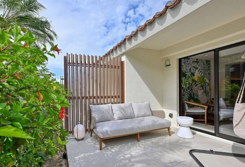 Номер Стандарт, Fusaki Beach Resort Hotel & Villas