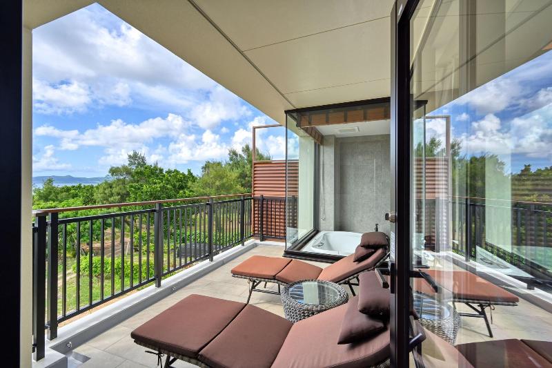 Люкс, Fusaki Beach Resort Hotel & Villas