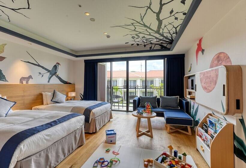 Семейный Номер, Fusaki Beach Resort Hotel & Villas