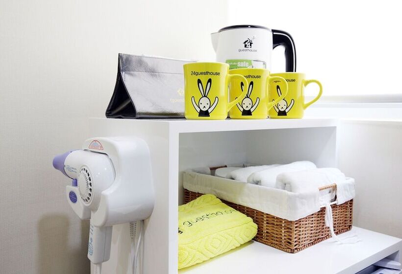 家庭间, 24 Guesthouse Myeongdong Avenue