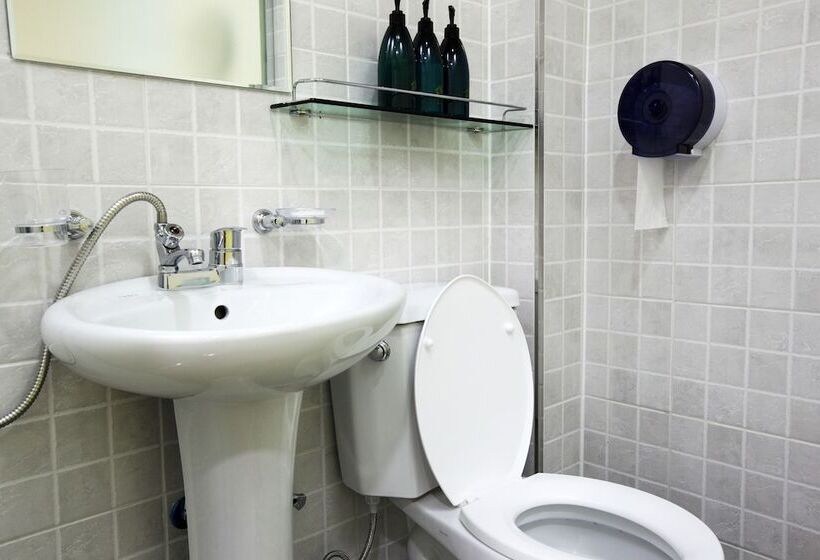 家庭间, 24 Guesthouse Myeongdong Avenue