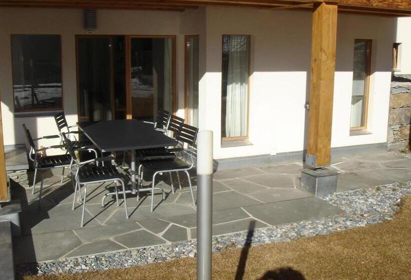 Апартаменты 3 Спальни, Ari Resort Apartments