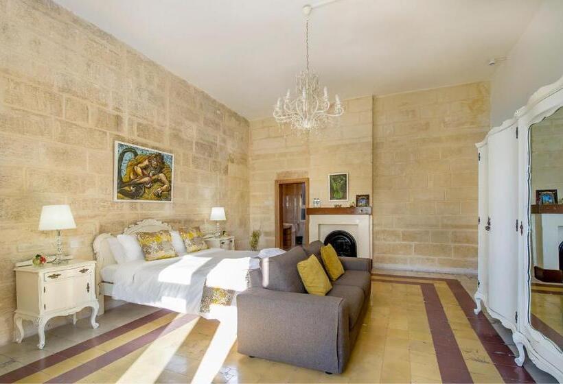اتاق استاندارد با چشم‌انداز, Point De Vue Guesthouse