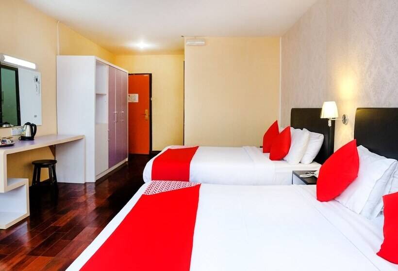 سوییت خانوادگی, Grand City Hotel II