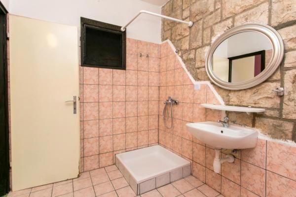 Апартаменты 1 Спальня Вид на Море, Guest House Busurelo