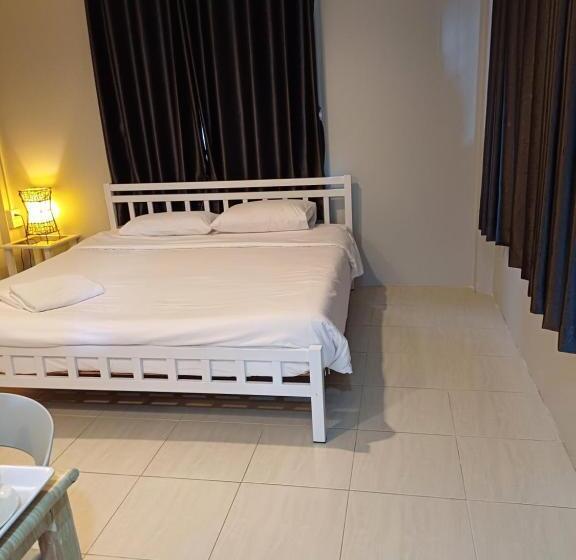 스탠다드 룸, At Home