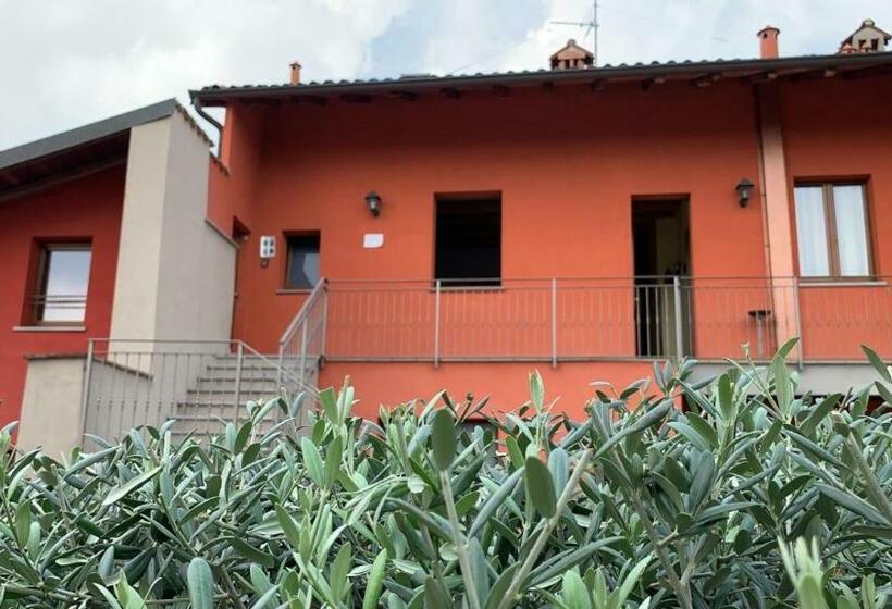 اتاق استاندارد, Borghetto Airport/hospital