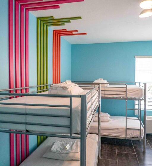 חדר סטנדרט, Beds N' Drinks